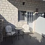 Toni Lejlighed Komiža